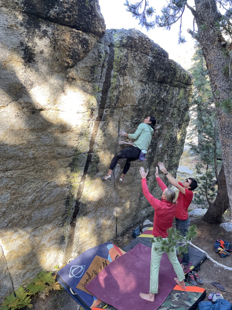 Team color-coordination at The Seam v8 - Medlicott Boulder